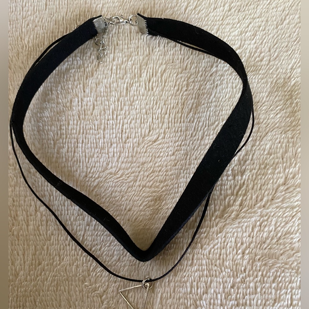 black choker from amazon